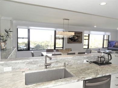 Siesta Key Florida Three Bedroom Beachfront Condo